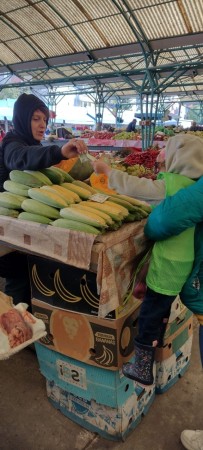 La Piata Fructe si Legume de sezon